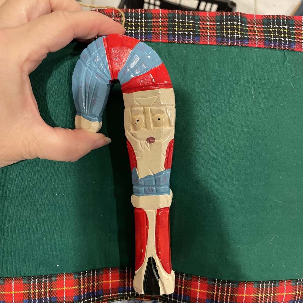 VTG CARVED WOOD SKINNY SANTA 7” CHRISTMAS ORNAMENT UNBRANDED